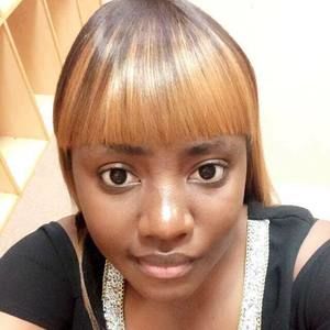 Meet your Posher, Emmanuela